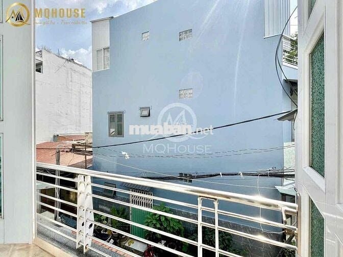 DUPLEX BAN CÔNG - FULL NỘI THẤT - GIÁ SINH VIÊN - NGAY TRƯỜNG CHINH