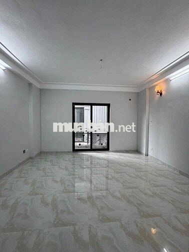 3.2 tỷ 4 tầng Nhà xây mới tại Phụng Châu- gần đh thể thao Phường CM