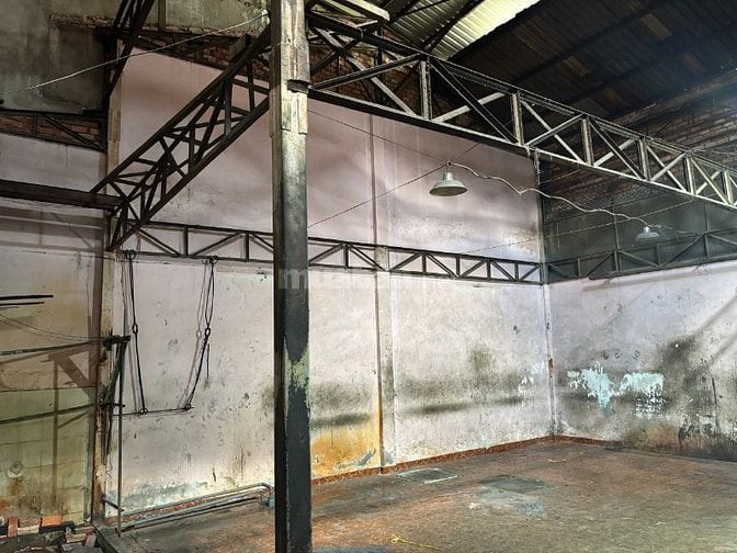 Cho thuê mặt bằng 200m2 làm kho bãi, xưởng, văn phòng