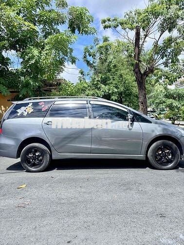 Mitsubishi Grandis 2005 2.4 AT - 200 km