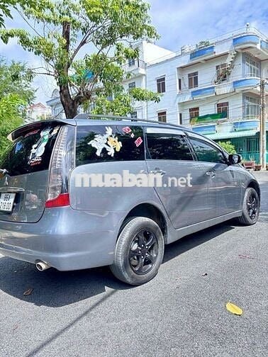 Mitsubishi Grandis 2005 2.4 AT - 200 km