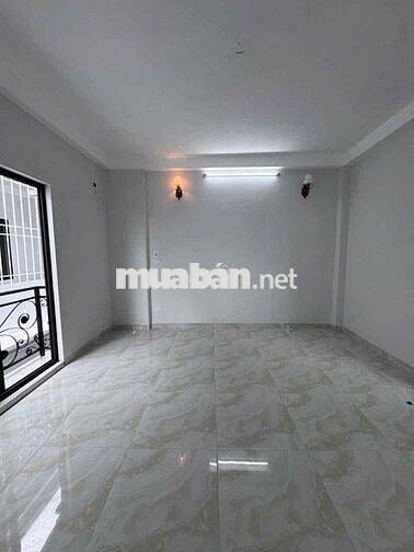 3.2 tỷ 4 tầng Nhà xây mới tại Phụng Châu- gần đh thể thao Phường CM