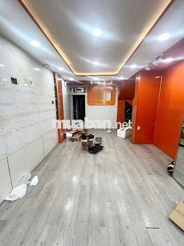 Nhà đẹp nguyên căn mặt tiền Quang Trung p10 gần vincom