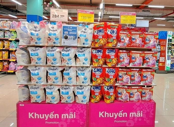 TUYỂN GẤP: Quầy Hàng Bình Thạnh Cần Gấp Nam Nữ LĐPT Đi Làm Liền 