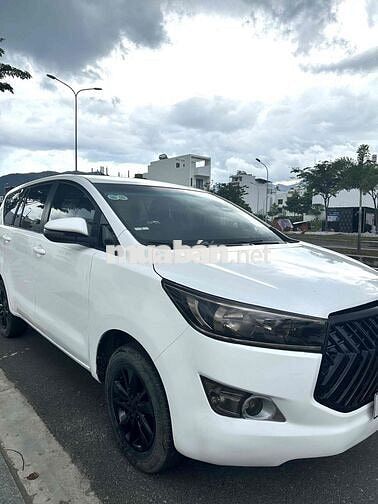 Toyota Innova 2018