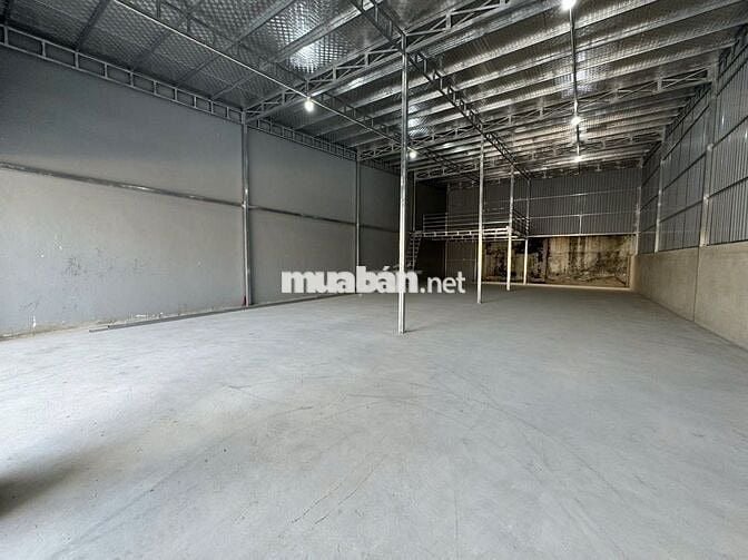 Cho thuê kho hẻm 9m Đặng Thùy Trâm, DT: 10x20m. Có 4 phòng chức năng.