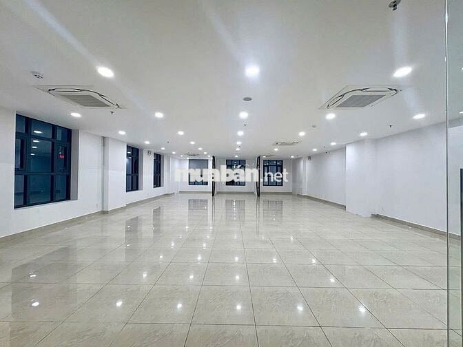 SÀN VĂN PHÒNG P. TÂN ĐỊNH QUẬN 1 , 200M2 CHỈ CÓ 42TR , GIÁ RẺ NHẤT TT