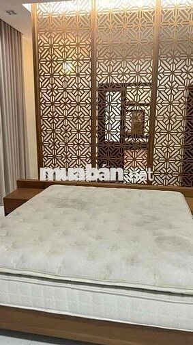 Cho Thuê Biệt Thự Gần Nhà Thờ Giáo Sứ Sơn Lộc 1500M2 Full Nội Thất