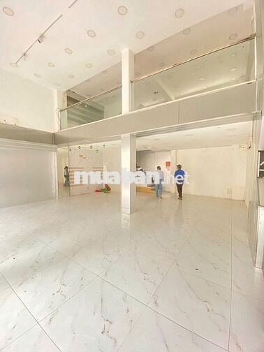 MẶT TIỀN 8M NGUYỄN TRÃI GIÁ SIÊU TỐT CHO CÁC SHOWROOM, SHOP, SPA ...