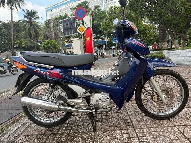 Future 1 đời 2002, bstp năm 1975 . chính chủ