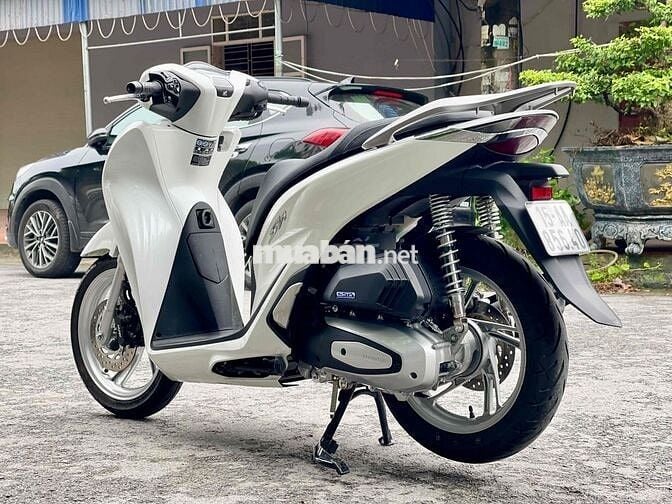 Cần bán SH 2025