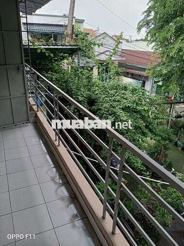 Phòng trọ có ban công thoáng mát, an ninh, yên tĩnh