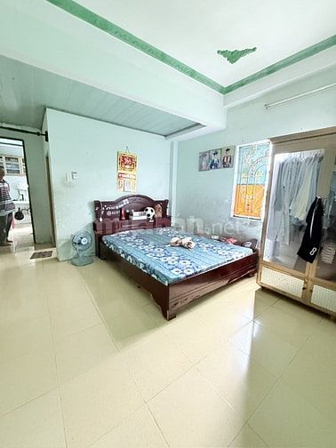 NHÀ MẶT TIỀN P4 Q8 ĐƯỜNG SỐ- GẦN CHỢ PHẠM THẾ HIỂN- 4 X 15 NỞ HẬU 8m. 