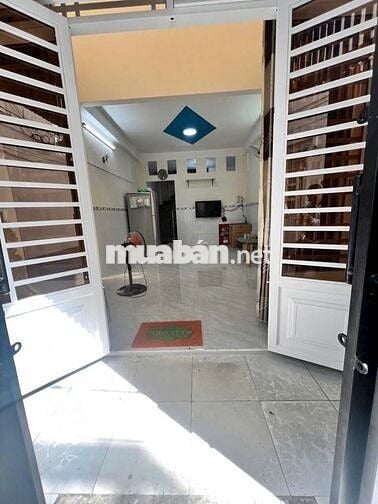 NNC Nguyễn Thượng Hiền Phú Nhuận 4x10m 2 Lầu 3PN. Giá 19 triệu/ tháng