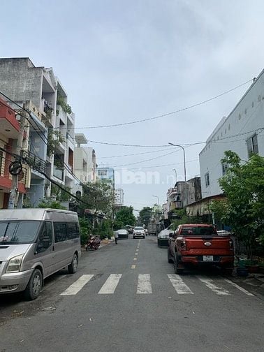 NHÀ MẶT TIỀN P4 Q8 ĐƯỜNG SỐ- GẦN CHỢ PHẠM THẾ HIỂN- 4 X 15 NỞ HẬU 8m. 