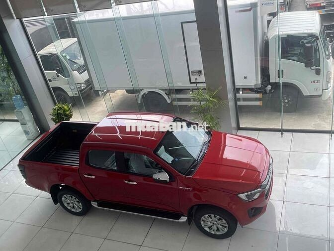 Isuzu 2025 _5 chổ /7 chổ _giảm sâu 20 triệu