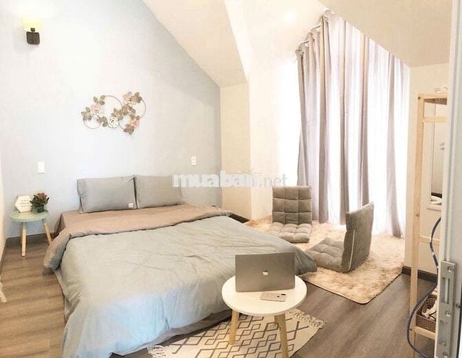 Bán nhà sổ riêng xây dựng P2, đường oto, 7PN. 7WC, ban công view đẹp.