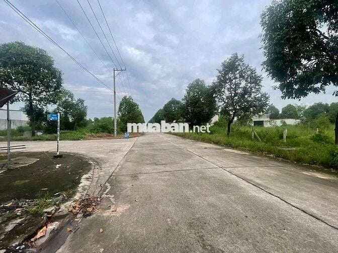 Bán nhanh lô đất 150m² Đ.NA3, Bến Cát chỉ 820triệu gần KCN Mỹ Phước3.