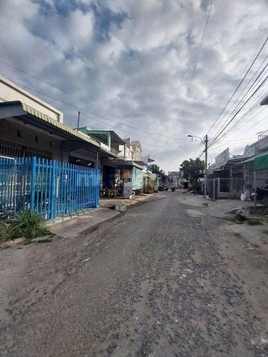 Cần bán nhanh Căn nhà ở Huỳnh Thị Mài Hóc Môn 108m2 Sổhồngriêng 830tr 