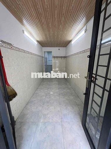 1,68 ty, có Hộ khẩu Quận 6,  Bán nhà 11m2, Dtsd 36m2, sổ riêng