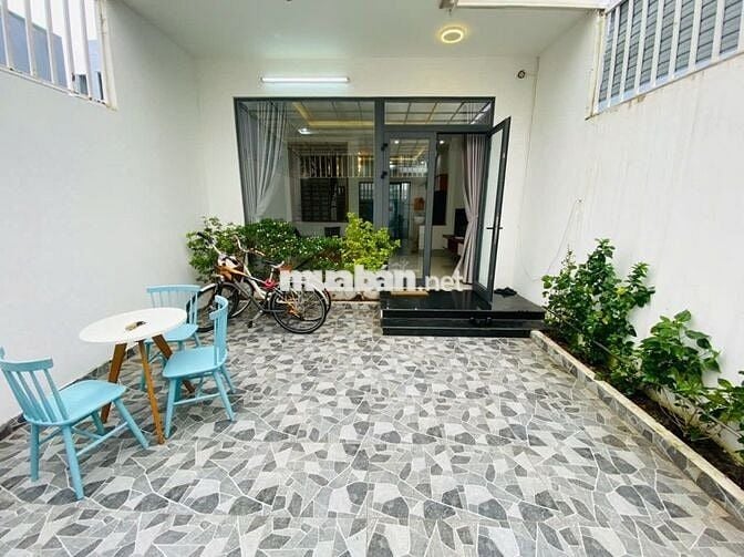 Nhà Nguyên Căn 3 Tầng Hiện Đại, Full Nội Thất - Giá Tốt Tại Đà Nẵng!