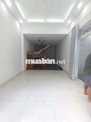 Cho thuê nhà gần  Cc 4S Linh đông,/đs 22, ngang 8m,p.LĐ giá 15tr TL