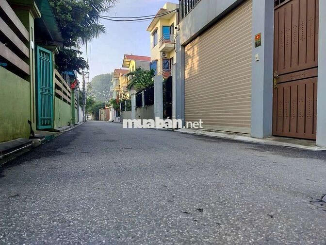 DT 72m đất vuông vắn ,đường thông ,ô tô đỗ cửa vài bước ra hồ điều hòa DT 72m đất vuông vắn ,đường thông ,ô tô đỗ cửa vài bước ra hồ điều hòa