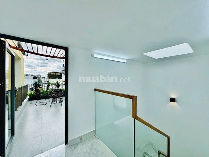 Bán nhà HXH + xây mới + Tặng NTCC trung tâm Gò Vấp