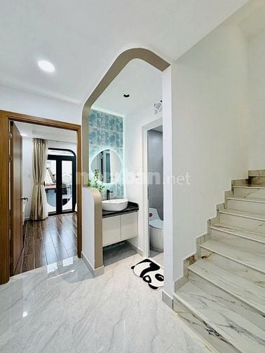 Bán nhà HXH + xây mới + Tặng NTCC trung tâm Gò Vấp