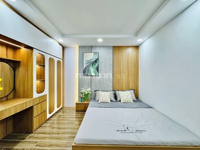 Bán nhà HXH + xây mới + Tặng NTCC trung tâm Gò Vấp