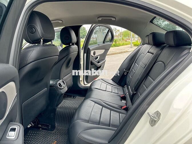 Mercedes Benz C200 sx 2016 - 60,000 Miles cọp.
