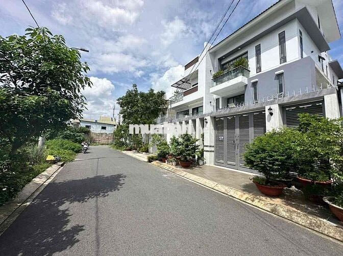 Đất bên sông ngay Phạm Văn Đồng đường bàn cờ 99m2 9TỶ hiếm đất bán
