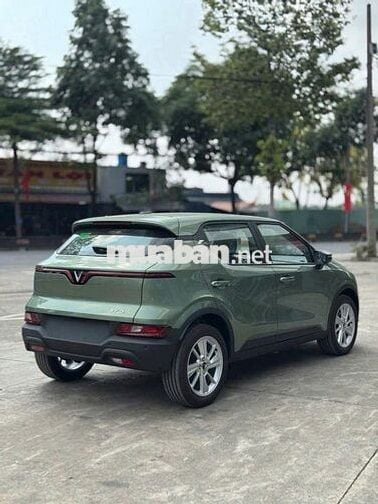 VinFast VF5 Xánh Lá Mầu Nâng Cao Đồng Giá Cơ Bản