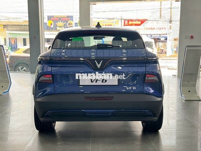 VinFast VF6s Xanh Dương Đậm TT 90 Củ Nhận Xe Ngay