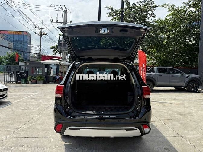 Mitsubishi Outlander CVT 2024 Màu Đen - Odo 16.200