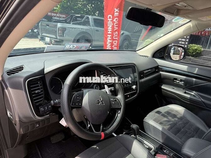 Mitsubishi Outlander CVT 2024 Màu Đen - Odo 16.200