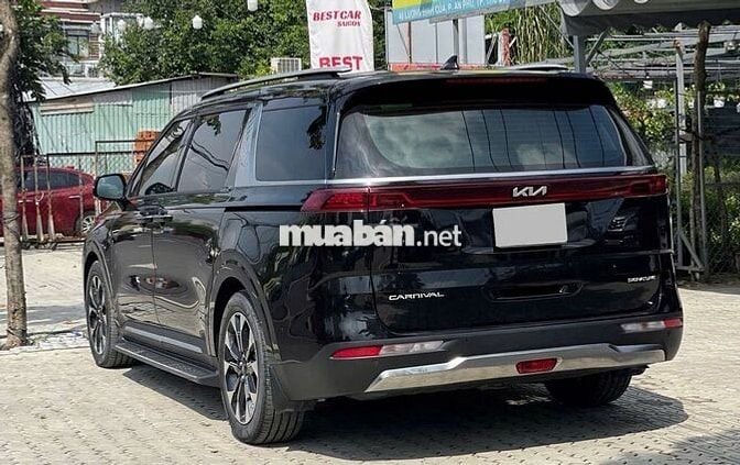 Kia Carnival 2.2D Signature 2024 - 15000 km