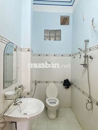CHO THUÊ NHÀ Ở KINH DOANH 4 TẦNG 5 PHÒNG NGỦ ĐƯỜNG NGUYỄN TẤT THÀNH
