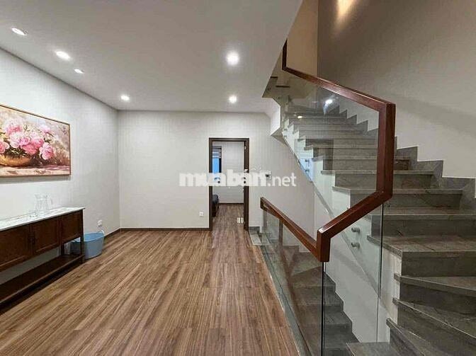 CHO THUÊ NHÀ GÓI 8 MỸ GIA THE CAPELLA NHA TRANG GIÁ 28TR/THÁNG