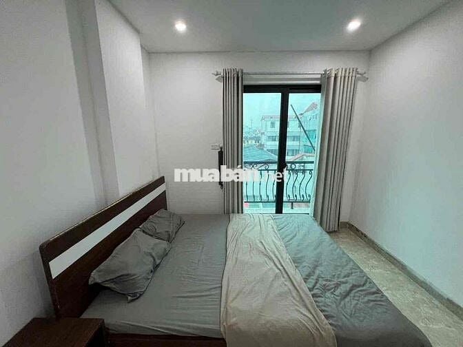 CCMN PHỐ NGUYỄN VĂN TUYẾT. 1N1K RỘNG 40M2. BAN CÔNG THOÁNG.