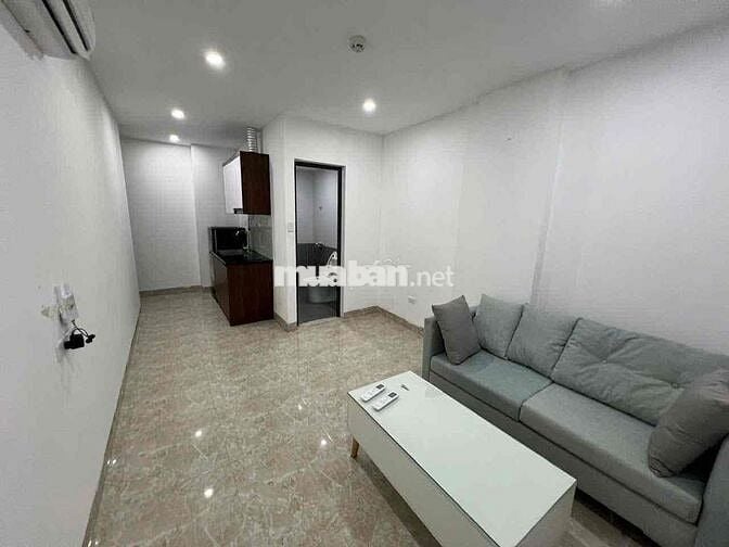 CCMN PHỐ NGUYỄN VĂN TUYẾT. 1N1K RỘNG 40M2. BAN CÔNG THOÁNG.
