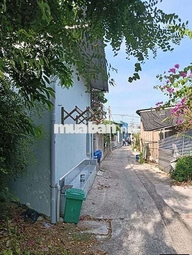 Bán nhà mặt tiền Đoàn Nguyễn Tuấn