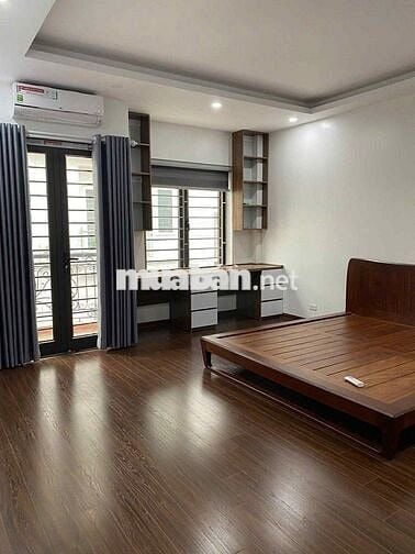 Nhà Phố LẠC LONG QUÂN - TÂY HỒ, 95m2 x 5Tầng 1tum, MT:5m. Đủ đồ cơ bản