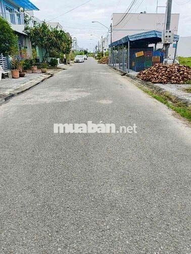 CÓ CẶP NỀN KHU MINH LINH PHƯƠMGF THANH ĐỨC