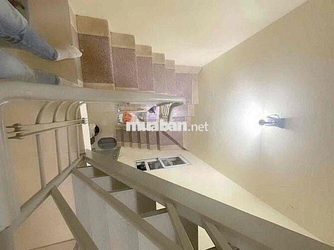 Hàng xóm Royal city Quan Nhân nhà đẹp 29m 4T 4,7 tỷ , sổ đỏ.