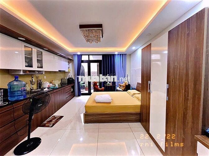 Cho Thuê Căn Hộ Balcony/Sân Vườn, Full Nội Thất, Gần Ngã Tư Hàng Xanh
