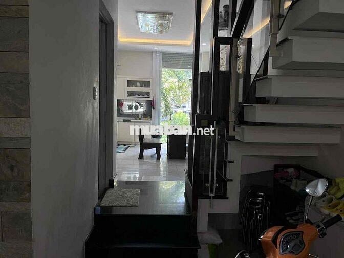 🍀Cho thuê nha MT đường Chợ lớn . Quận 6