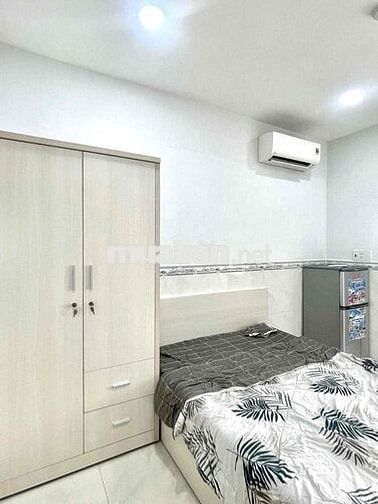HÌNH THẬT GIÁ THẬT, QUẬN 7 STUDIO GIÁ RẺ, CỬA SỔ, THANG MÁY, GẦN Q8