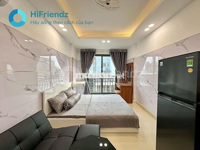STUDIO BAN CÔNG FULL NỘI THẤT LUXURY NGAY CÔNG VIÊN LÀNG HOA