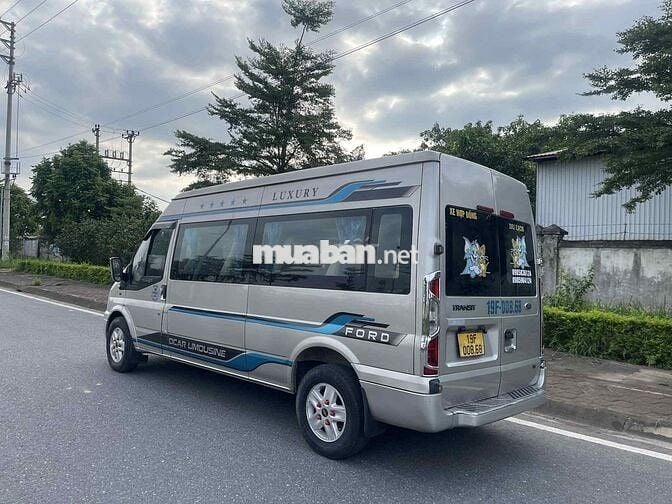 Ford Transit 2016 Luxury - 123456 km